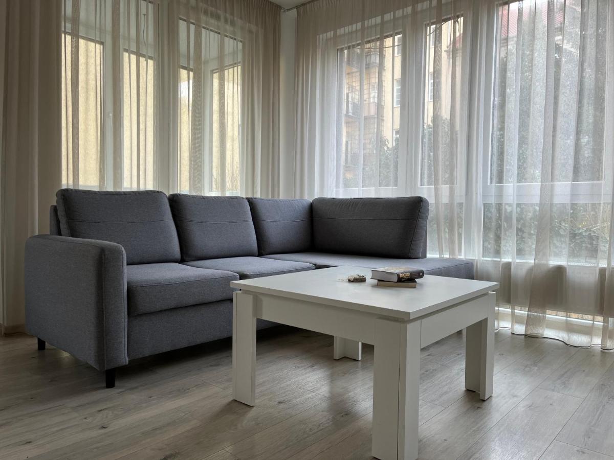 Elegant Escape Apartment II - City Centre Bratislava Ngoại thất bức ảnh